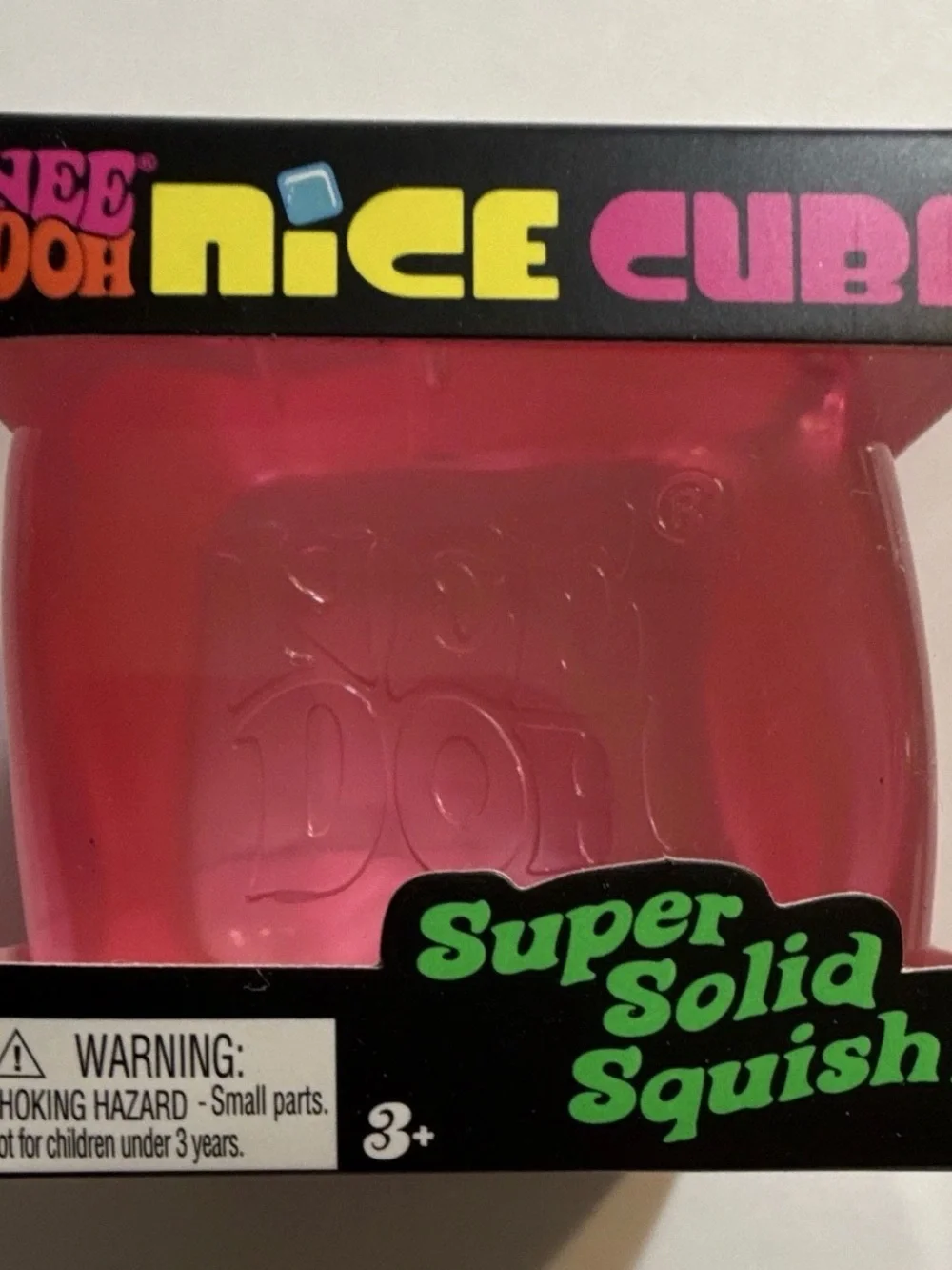 Nice Cube Super Solid Squish - Hot Pink